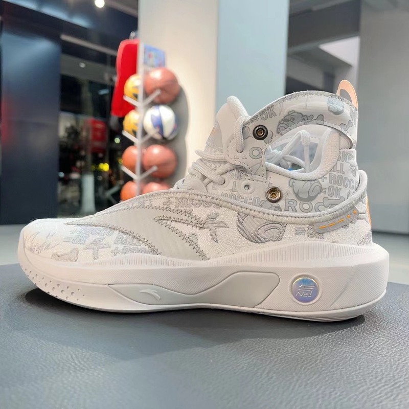 Anta Kt8 Klay Thompson Basketball Shoes New Nitrogen Technology Carbon Plate High-Top Practical Sneakers 112311101