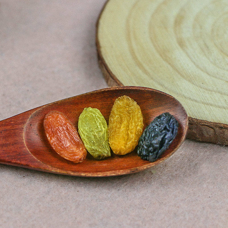 Xinjiang Four Colors Raisins 2 Catty Bags Casual Snacks Cake Baking Xinjiang Special Food Products