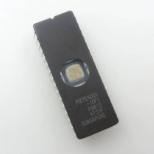 Интегральная схема микросхемы M27C4001-10F1 в наличии, прямой снимок