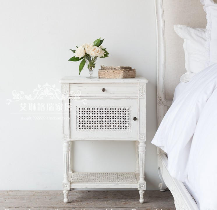 French log made old wooden carving bedside cabinet of American Country Virgin Bed Cabinet