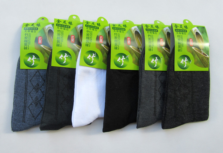 Bao bì độc lập vớ nam mùa thu chân tắm vớ quà tặng vớ đơn đôi ống nam vớ cotton ngắn vớ nhà sản xuất bán buôn tất nike