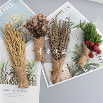 Christmas flowers small bouquet lavender rice original literary gift packaging small bouquet corsage photo props