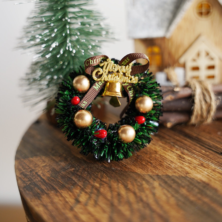 Christmas mini wreath cake dollhouse decor mini landscape DIY hut Christmas baking decor