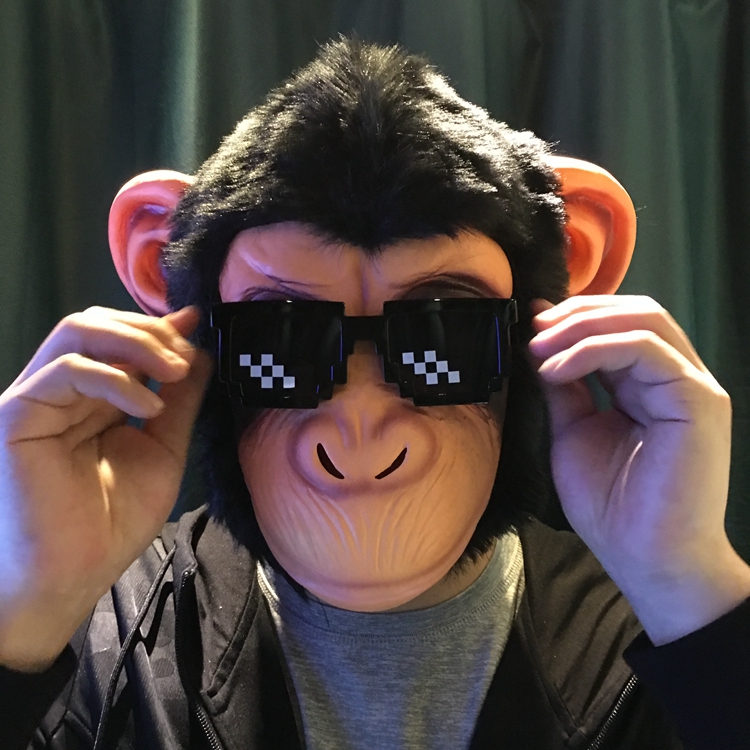 何千ものマスク、動物、馬の頭マスク、ヘッドギア、チンパンジー、大きなゴールドチェーン、ショーパフォーマンス、面白いパフォーマンス小道具。
