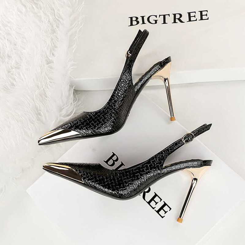 European and American Style High-Heeled Shoes for Women, Stiletto Heels, Shallow Mouth, Metal Pointed Toe, Closed-Toe Sandals, Hollow Back Strap, Snake Pattern Patent Leather Shoes European and American Style High-Heeled Shoes for Women, Stiletto Heels, Shallow Mouth, Metal Pointed Toe, Closed-Toe Sandals, Hollow Back Strap, Snake Pattern Patent Leather Shoes