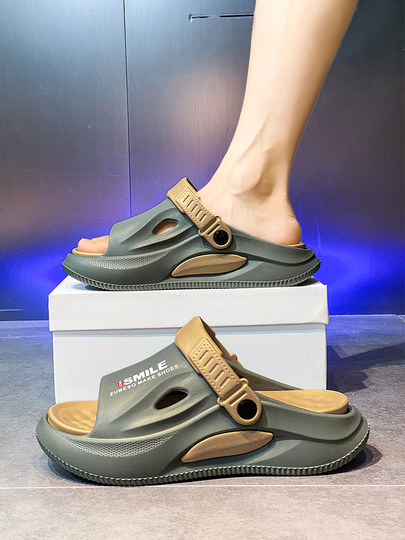 Slippers for Men's Summer Outer Wear, Non-Slip and Anti-Odor soft sole Outdoor Thick-Soled Sports Internet Celebrity Trbottomy Brand Beach Sandals