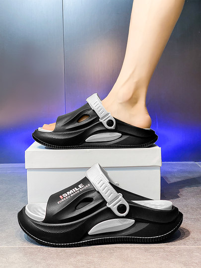 Slippers for Men's Summer Outer Wear, Non-Slip and Anti-Odor soft sole Outdoor Thick-Soled Sports Internet Celebrity Trbottomy Brand Beach Sandals