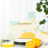 Подарочная коробка, со снежинками