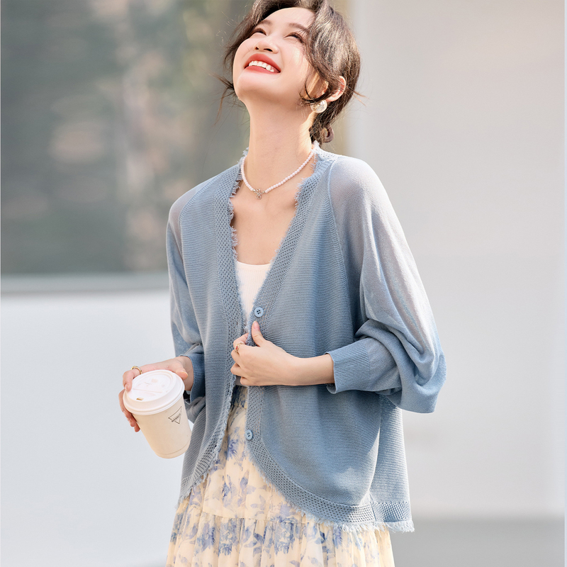 Spring Knitted Cardigan for Women, Trendy This Year, Beautiful Outerwear Shawl with a High-End Feel, Plus-Size Women's Sun Protection Jacket