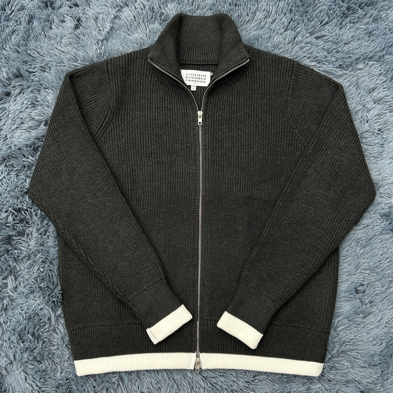 Square-Neck High-Neck Double-Zipper Color-Blocked Sweater Cashmere Blend Knit Cardigan Unisex Thickened Coat Square-Neck High-Neck Double-Zipper Color-Blocked Sweater Cashmere Blend Knit Cardigan Unisex Thickened Coat