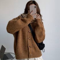 Horn buckle knit cardiovert 2021 new autumn and winter loose with lazy wind round collar blouse thickened sweater jacket