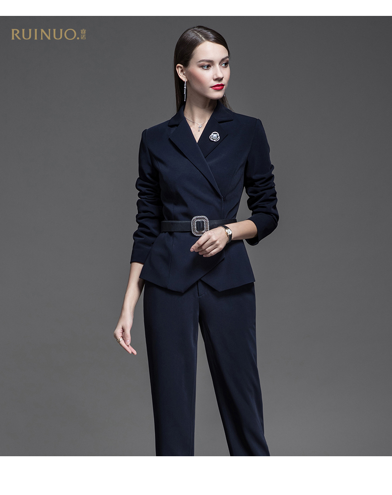 Tailleur femme - Ref 3241541 Image 12