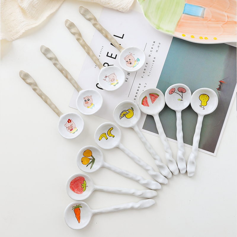 Jingdezhen ceramic spoon creative hand - made fruit design manual move dessert spoon household spoon, spoon with a spoon