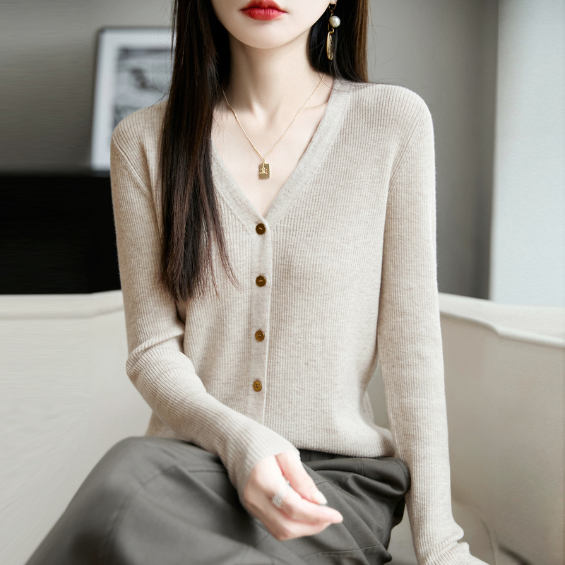 100% Fine Wool V-Neck Long-Sleeve Knitted Cardigan for Women, Elegant and Soft Sweater, Versatile and Slimming Coat, Trendy