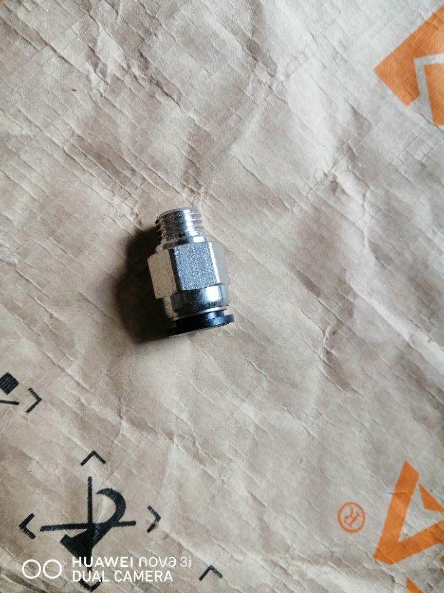 Quick connector water nozzle pneumatic connector metric tooth M12 mold water nozzle M10