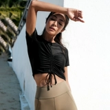 Спортивная дышащая быстросохнущая футболка, короткая одежда для йоги для спортзала, для бега