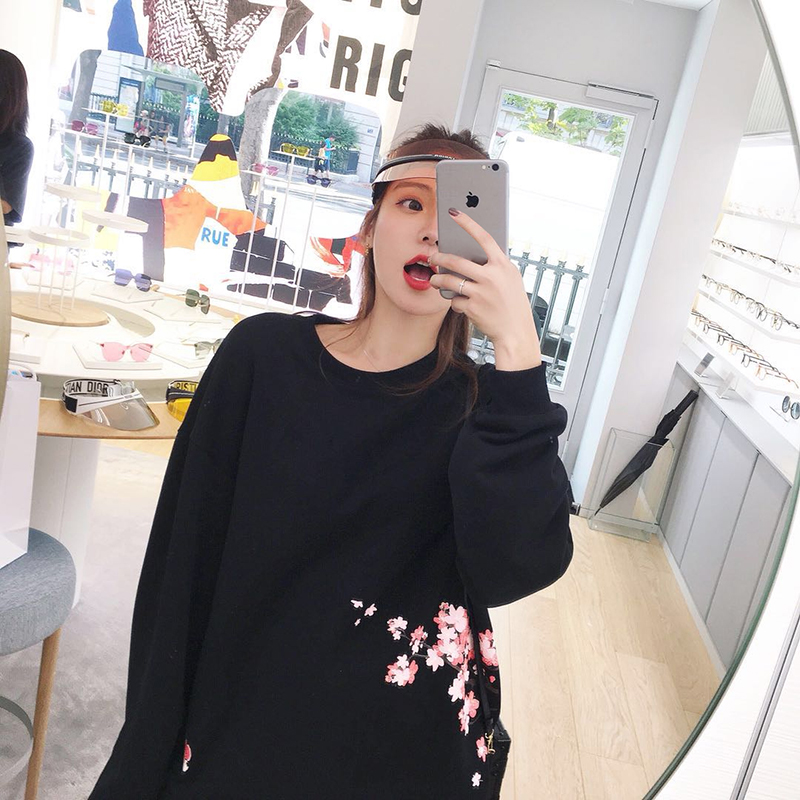 Sweatshirt femme - Ref 3217599 Image 4