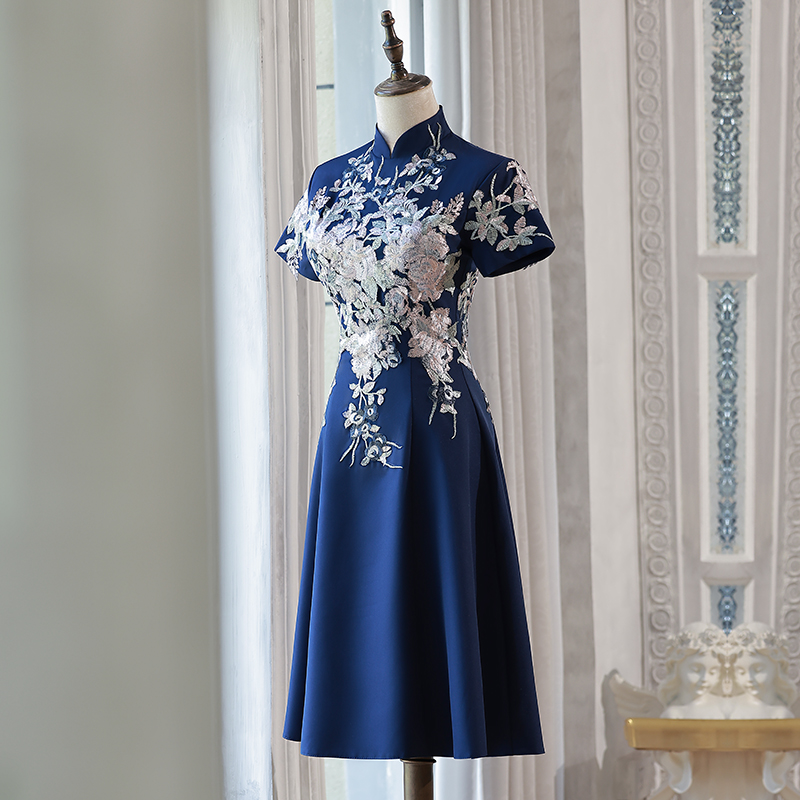  M sizes smaller order to consult customer service before ordering+Long, A-line, mid-length  