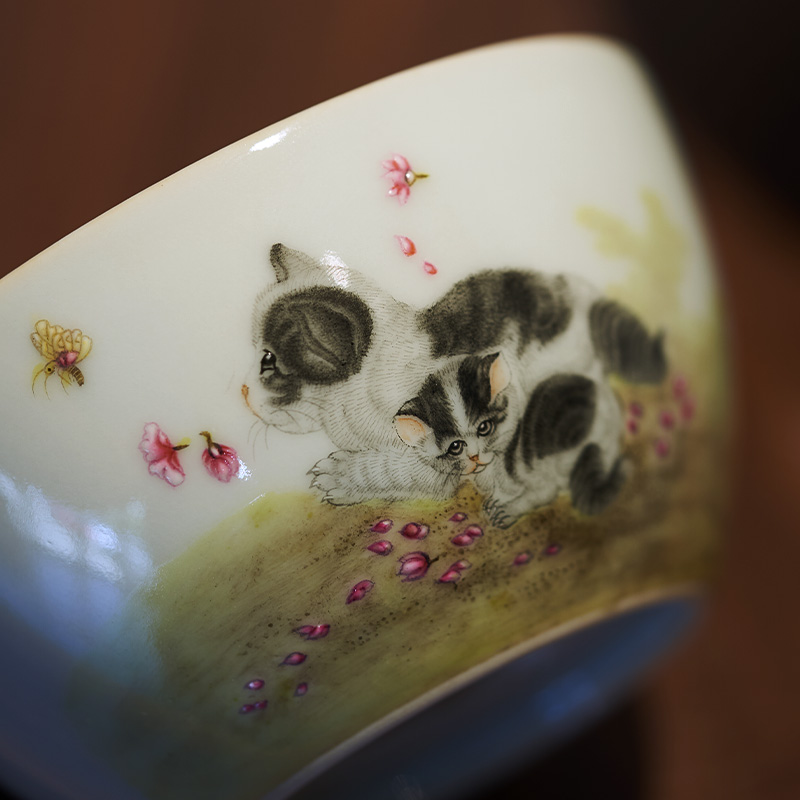 Jingdezhen ceramic kung fu tea cup pure manual pastel cat boring cylinder of pet market metrix personal cup tea cup bowl