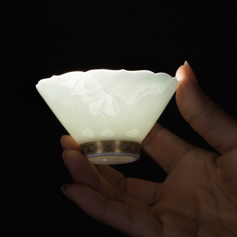 Tang Pin jingdezhen personal BeiYing green ceramic paint single sample tea cup tea lotus kung fu tea set shadow sculptures carved
