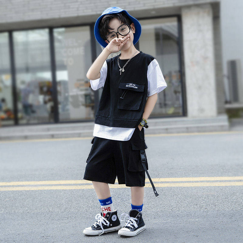 Boys short sleeve suit pure cotton baby summer dress new two short sleeve T - shirt five - point shorts ocean handsome air tide