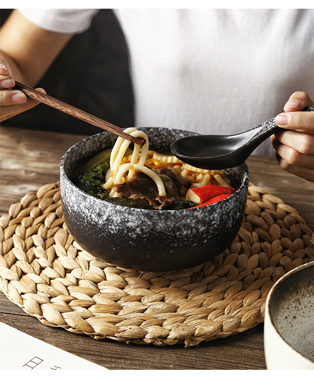 Bát phở ăn liền kiểu Nhật dễ dàng lau chùi sáng tạo hộp cơm trưa sinh viên làm việc với bát cơm có nắp phở ăn liền - Hộp cơm điện sưởi ấm hộp bento giữ nhiệt