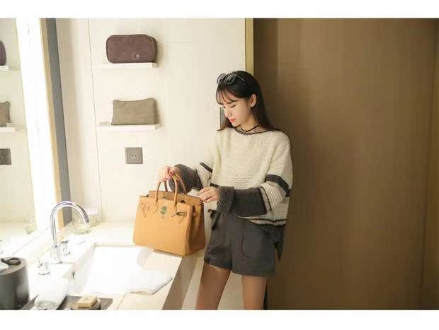 Cộng với phân bón XL chất béo mm200 kg mùa thu đông mới eo cao đã mỏng bên ngoài mặc quần bốt cao cổ một chiếc quần short len ​​nữ áo sơ mi nữ đẹp