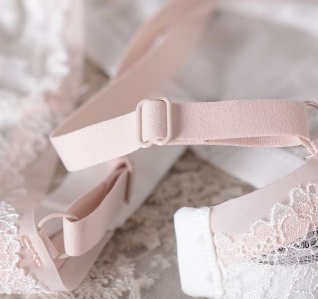 Châu Âu và Hoa Kỳ không vòng thép không bọt biển ngực lớn đồ lót nhỏ mùa hè siêu mỏng cup phối đồ thêu nữ gợi cảm đồ lót