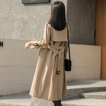 The wind coat woman 2022 new medium length style this year pop big code high-end chic spring autumn season advanced sensation coat jacket