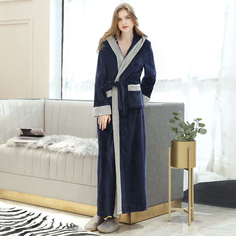 Hooded Navy & FemaleAutumn and winter Flannel thickening lengthen robe female winter have more cash than can be accounted for lovers Bathrobe man Big size Coral velvet pajamas