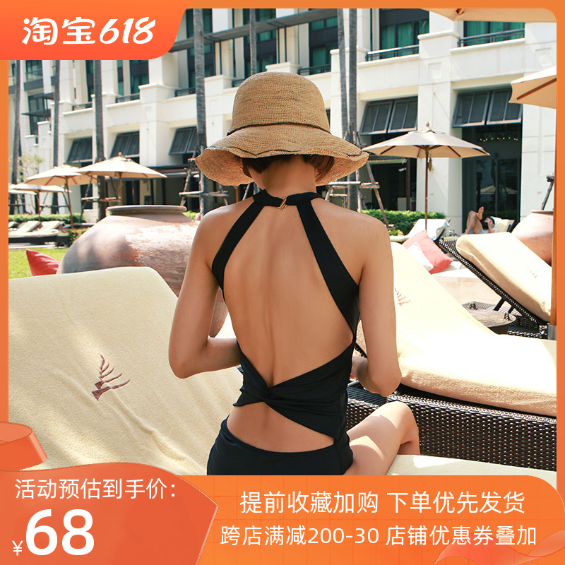 South Korea's new bikini black sexy conjunction swimsuit with dew back and thin body gathered