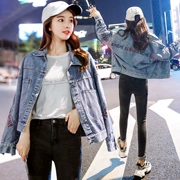 Mùa thu 2019 phiên bản Hàn Quốc mới của nữ sinh hoang dã bf áo khoác ngắn thêu áo khoác denim thủy triều - Áo khoác ngắn