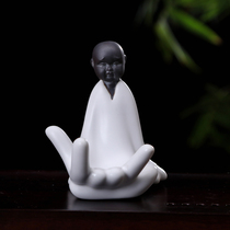 Ceramic tea filter tea leak little monk hand holder filter tea filter tea filter Tea Kung Fu zero with tea compartment funnel