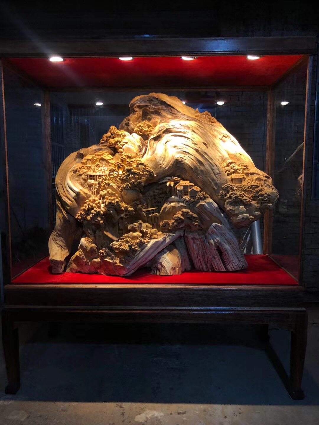 Cliff Root Carving Wood Carving Office Ornament Guan Gong Maitreya Buddha Carving Jinsi Nan Leaflet Red Sandalwood Ebony Artwork