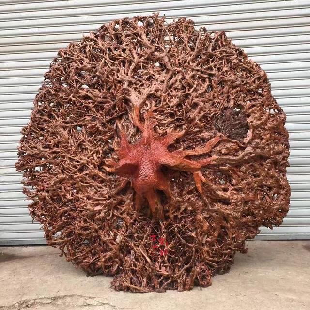 Cliff Cypress carved ornaments aged with type ebony golden silk Nan beauty living room large natural original ecological Taihang wood carving