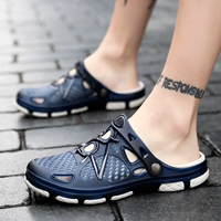 Летние босоножки, мужские тапочки, мужские тапочки в стиле Crocs, нескользящая пляжная обувь, мюли, коллекция 2023, закрытый носок, подходят для носки на улице