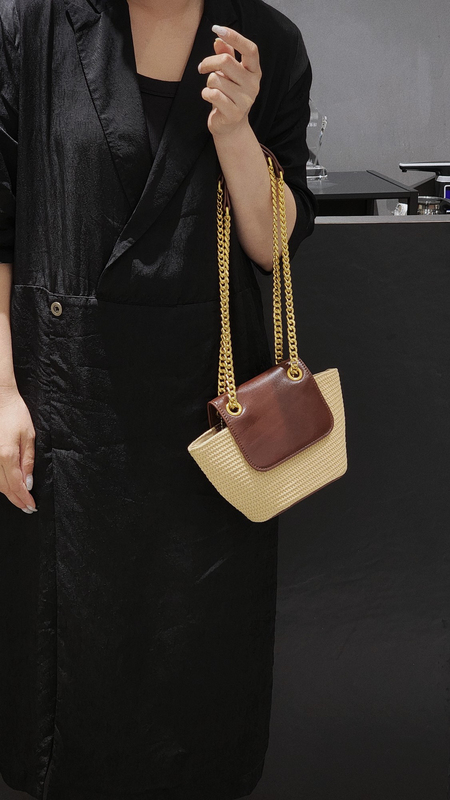 Lkg Women's Bag, Raffia Woven Basket, Beach Vacation Chain Bucket Bag, First-Layer Cowhide Leather Shoulder Crossbody Bag