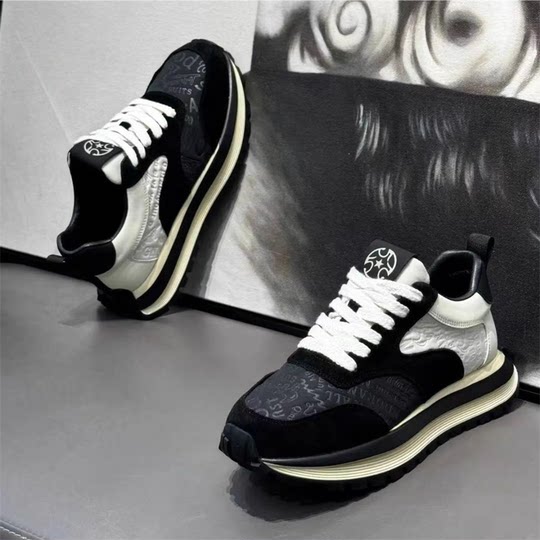 Li Yuxin men's shoes winter all-match casual sports shoes thick sole increased red zodiac year waffle Forrest Gump dad shoes