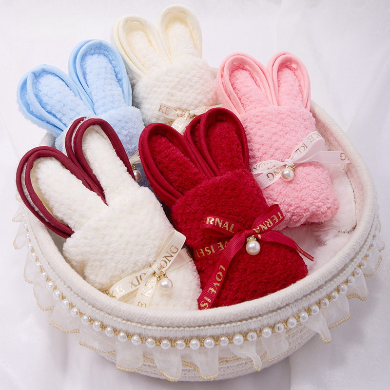 Wedding Gift Pineapple Pattern Rabbit-Shaped Towel Souvenir Wedding Return Gift Banquet Gift for Guests Small Gift Wedding Gift Pineapple Pattern Rabbit-Shaped Towel Souvenir Wedding Return Gift Banquet Gift for Guests Small Gift