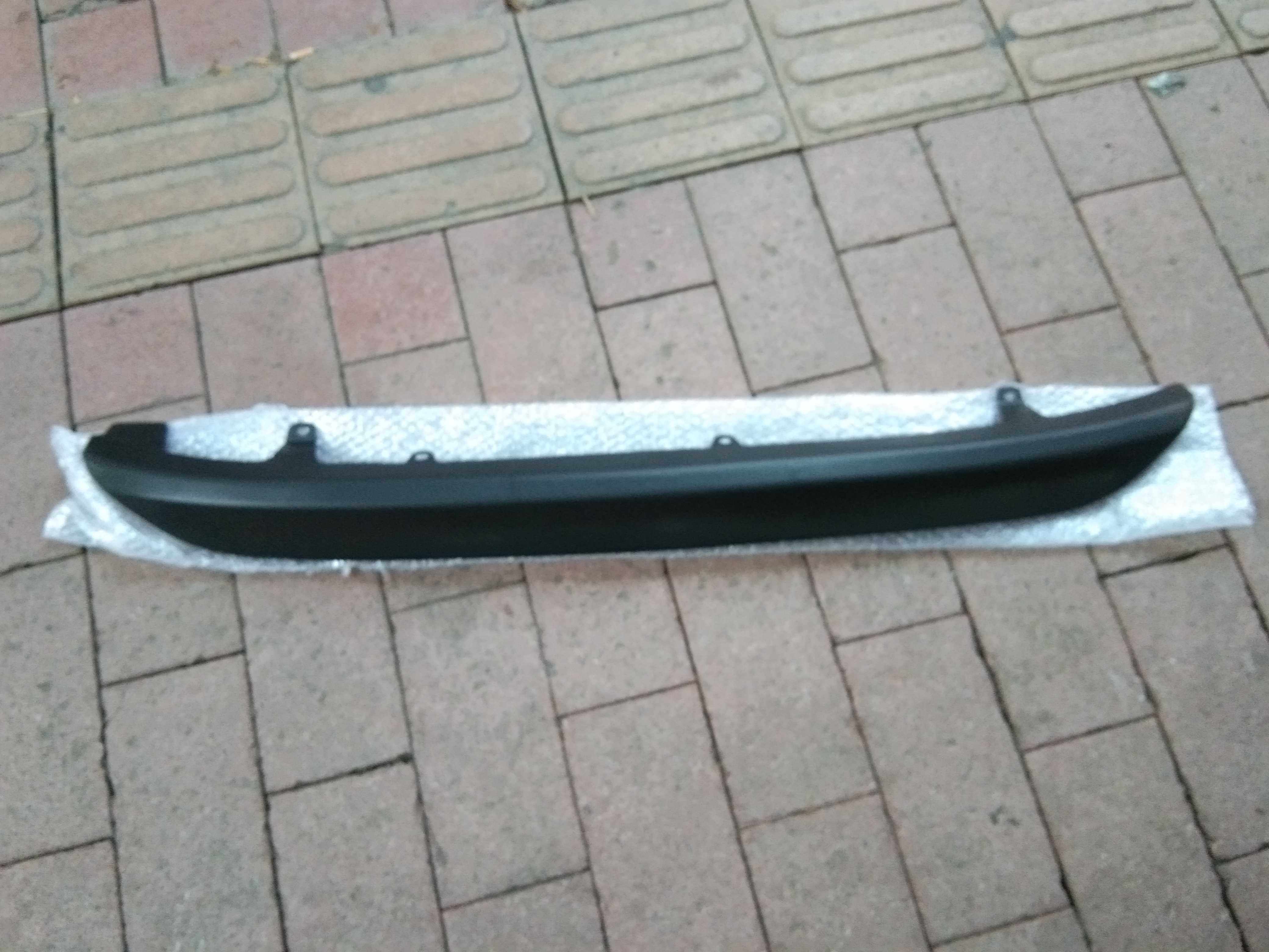 Suitable 14 14 16 17 17 18 18 ReLing rear bumper lower-bar rear bumper underplate rear bumper lower lip underplate