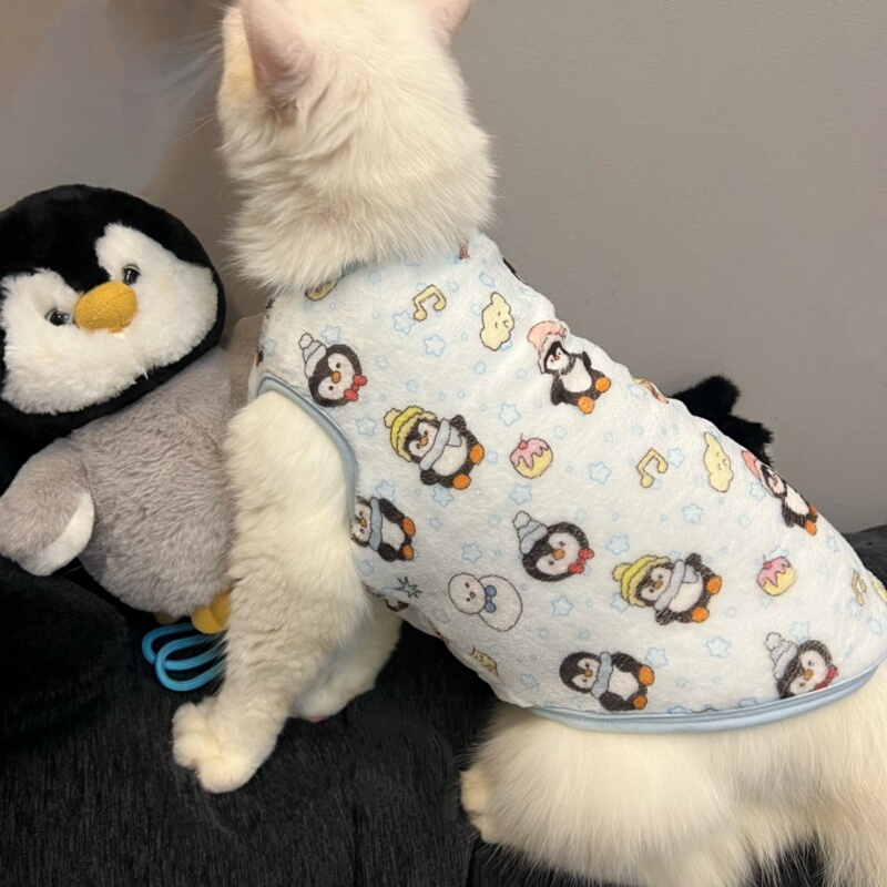 Cute and Adorable Penguin Pet Cat Clothes for Autumn and Winter, Fleece-Lined, Warm, Sleeveless Vest-Style, Anti-Shedding Flannel
