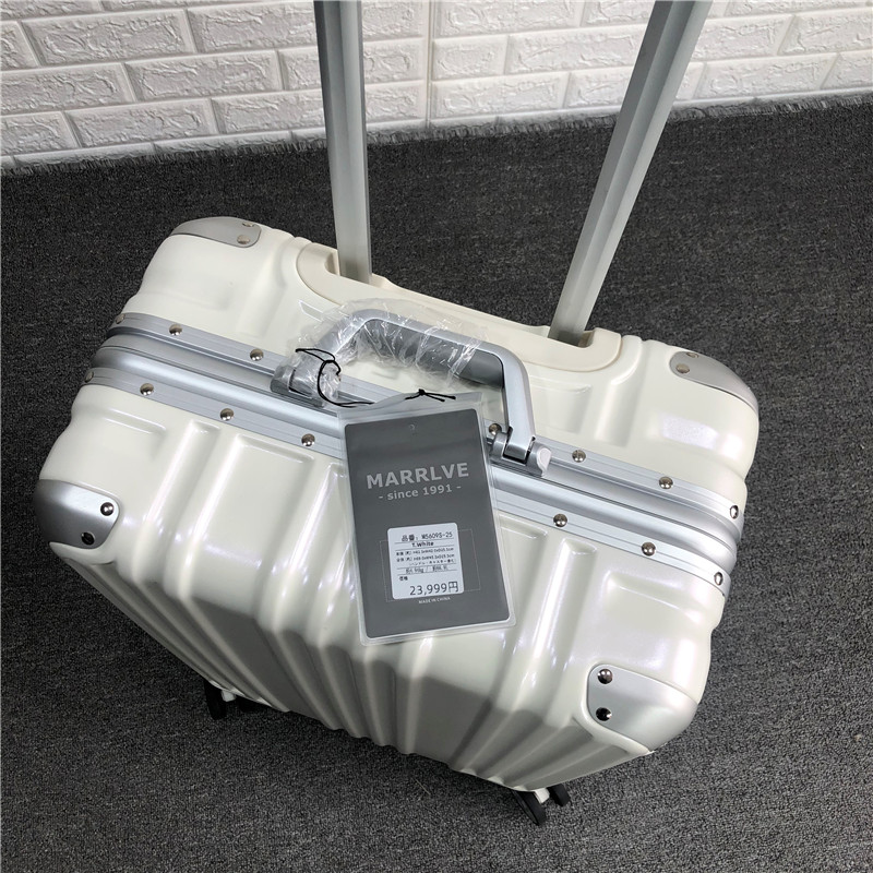 Japan MARRLVE pull-lever box 26 male suitcase PC universal wheel aluminum frame case 20 den case 24 suitcases woman