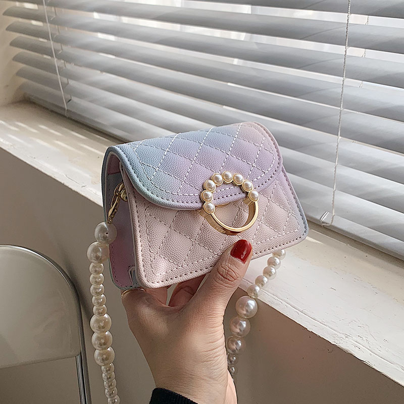 Net Red Packets Bags Women 2022 New Fashion Pearls Chain Single Shoulder Diagonal Satchel Pop Rainbow Gradual Layer Small Square Bag