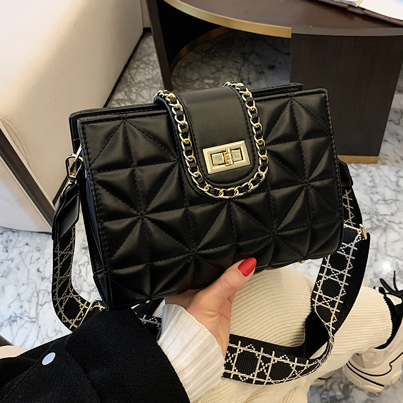 Net Red Ocean Pie Bag Women 2022 Autumn Winter New Tide 100 Hitch Wire Texture Broadband Single Shoulder Diagonal Satchel Bag