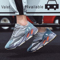 Winter mens shoes breathable Korean version of the trend muffin tide shoes coconut 700V2 sports and leisure ins wild Daddy board shoes