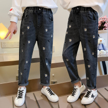 Girls  jeans 2020 new spring and autumn childrens western style Korean version of the fashionable middle and large childrens small daisy outer trousers
