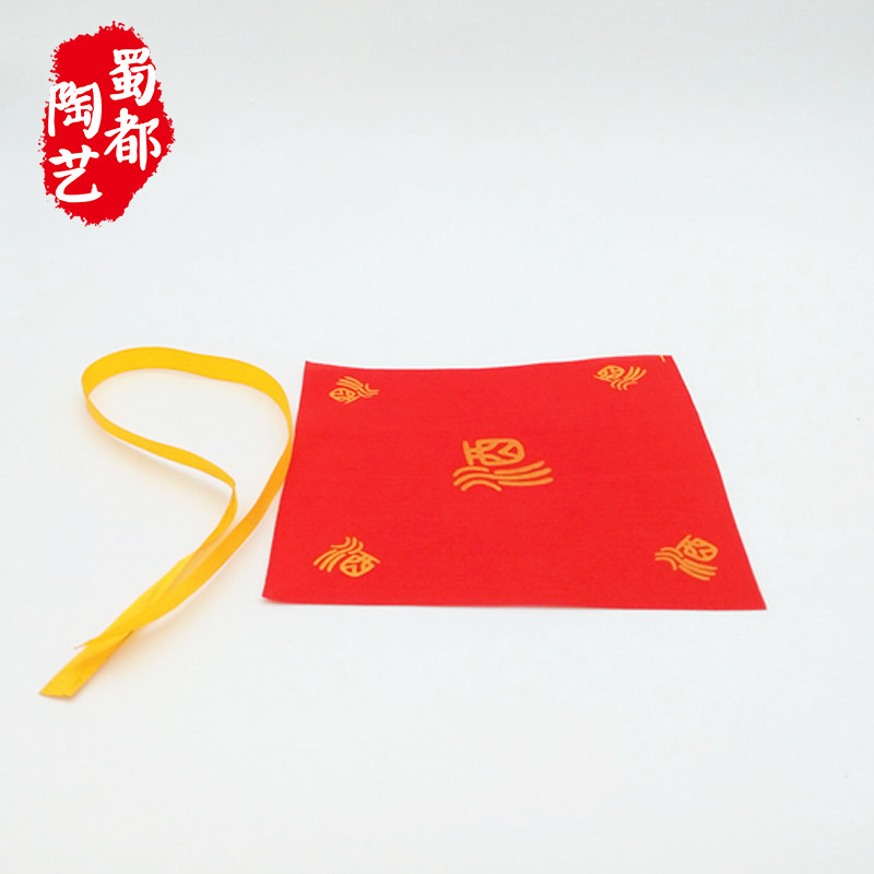 Custom wine bottle accessoriesCeramic bottle capsWine bottle locksSealing filmWine jar accessoriesWine stoppersRed cloth headscarvesWine buckles