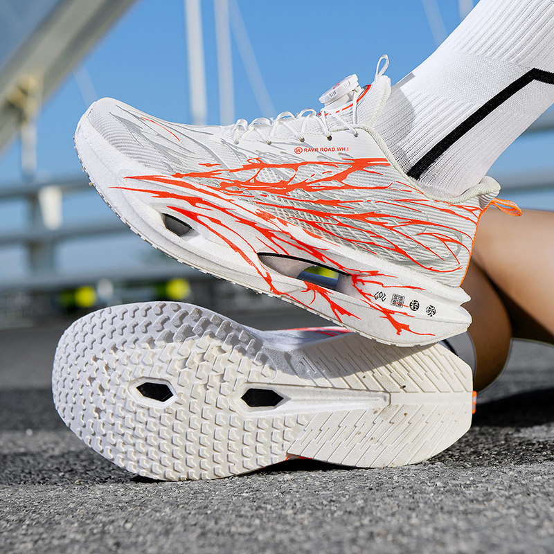 Luminous Red Rabbit Children's Running Shoes 2025 Winter New Boys' Sports Shoes with Fleece Lining and Carbon Plate Running Shoes