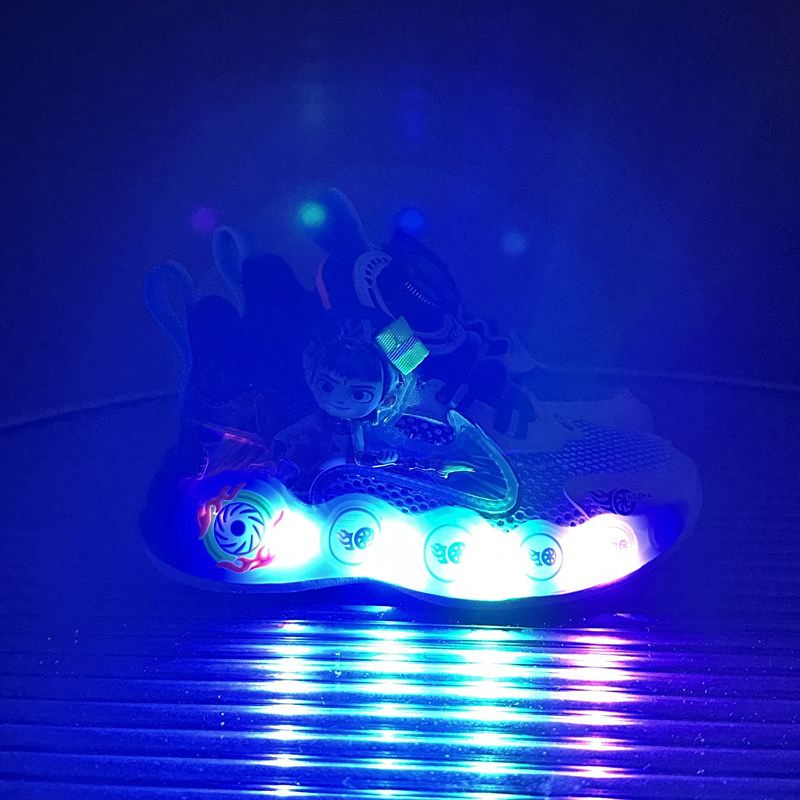 Nezha Children's Sports Shoes for Boys, Light-Up Winter Shoes, Nezha Girls' Shoes, Autumn Leather Waterproof Fleece-Lined Cotton Shoes