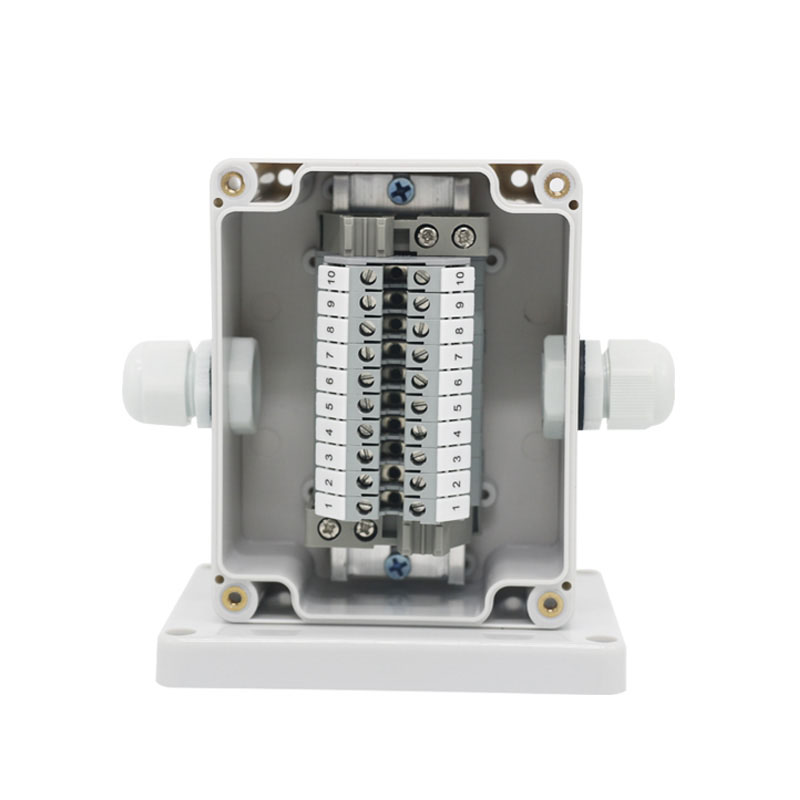 115 * 90 * 55 Outdoor waterproof junction box ABS New material with UK terminals in one-out power distribution line box IP66